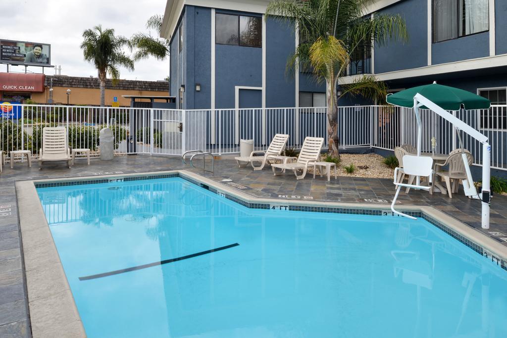 Comfort Inn Castro Valley Exterior photo