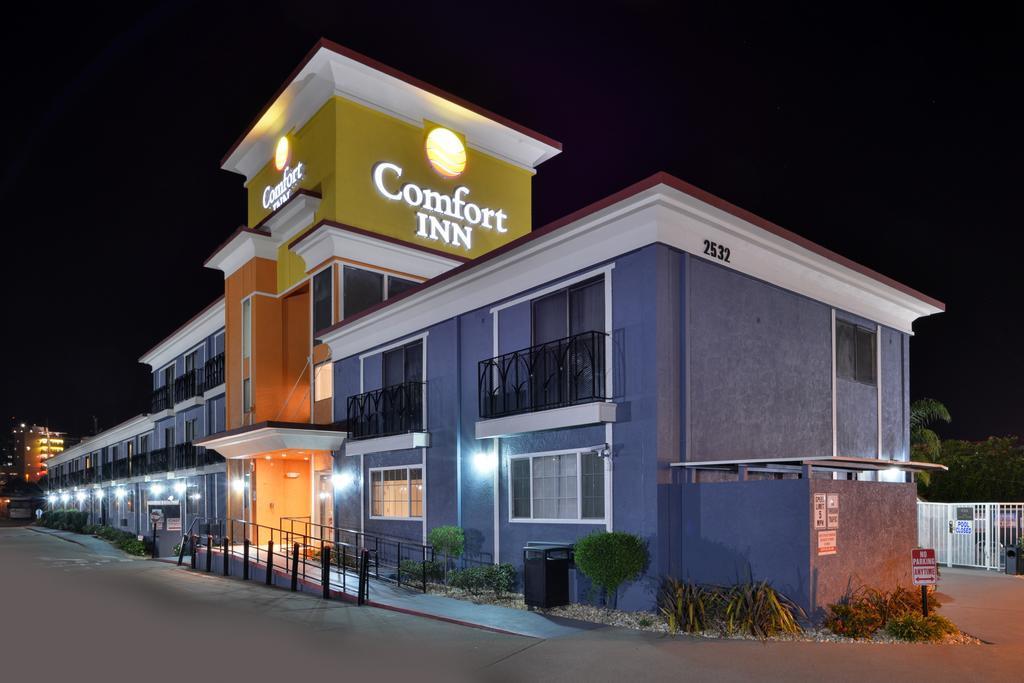 Comfort Inn Castro Valley Exterior photo