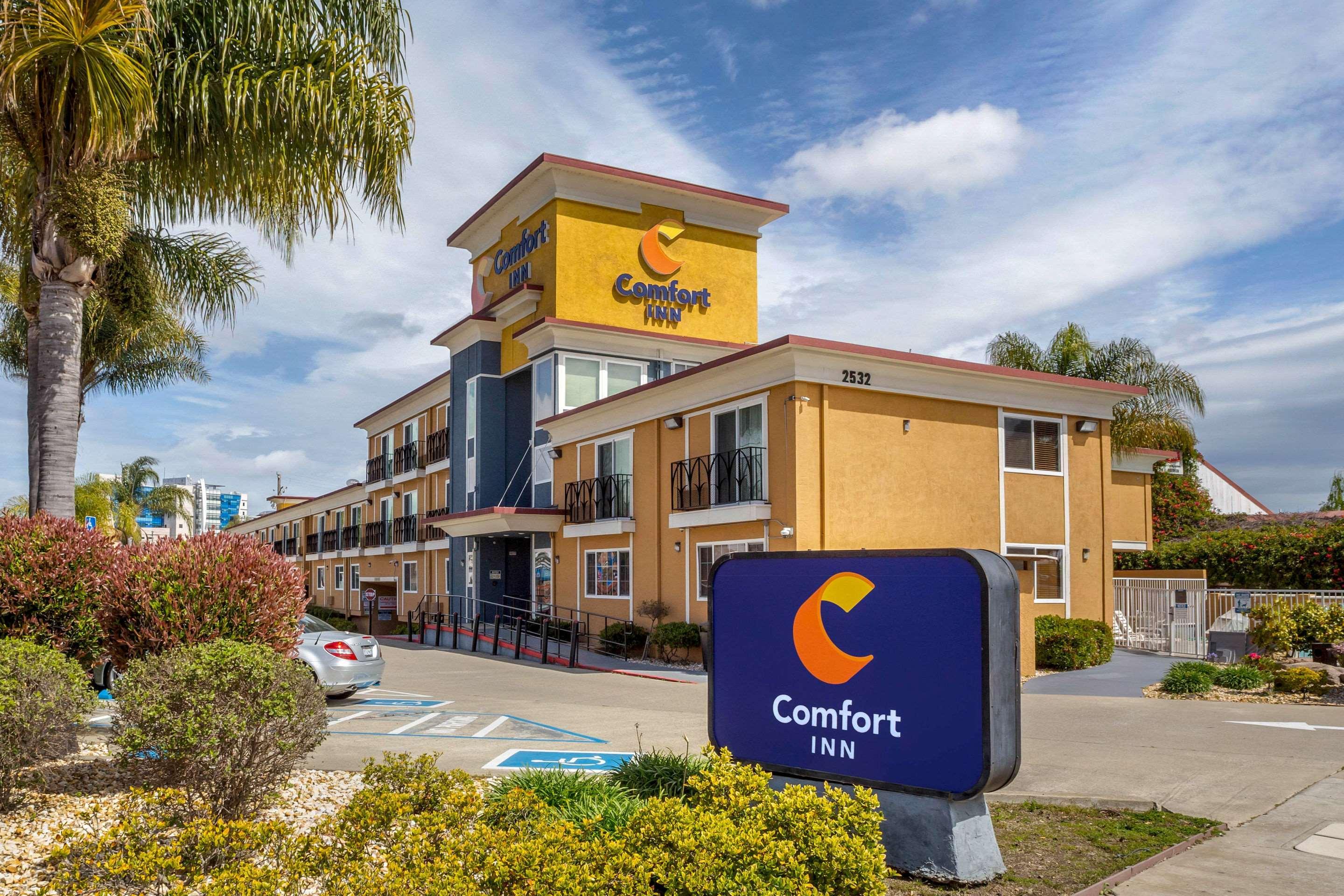 Comfort Inn Castro Valley Exterior photo